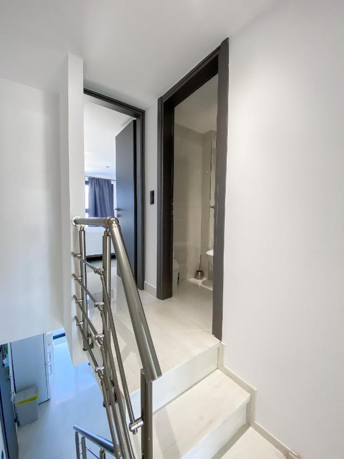 New Modern Deluxe Apartment In Kallithea Kallithea  Экстерьер фото