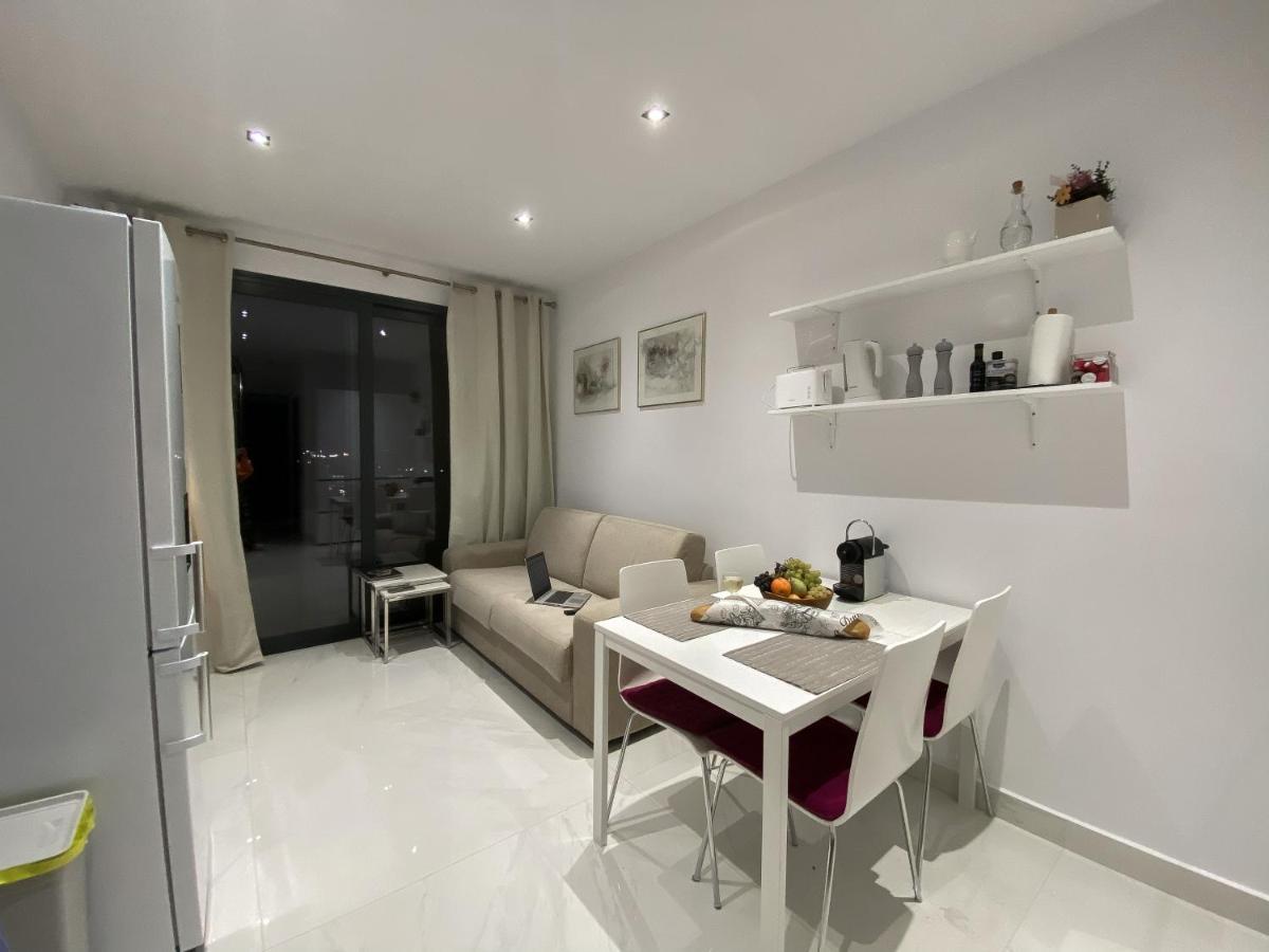 New Modern Deluxe Apartment In Kallithea Kallithea  Экстерьер фото